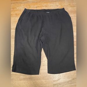 Lands End Womens 3xl Shorts black elastic waist pockets‎